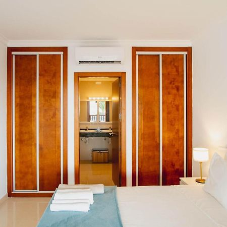 Stylish 6 Bedroom Villa Princesa - Hot Tub - Heated Pool - Near Beach & Waterparks Playa Blanca  Exterior foto