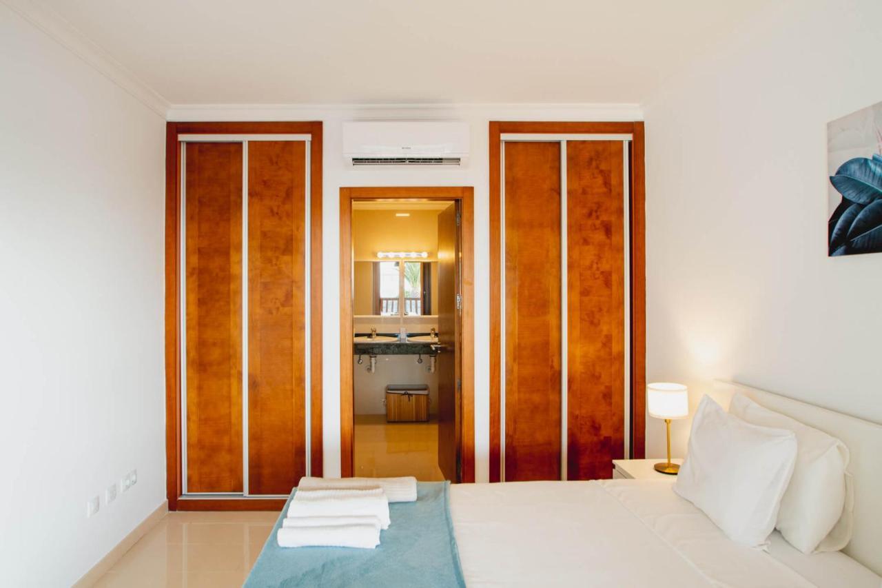 Stylish 6 Bedroom Villa Princesa - Hot Tub - Heated Pool - Near Beach & Waterparks Playa Blanca  Exterior foto