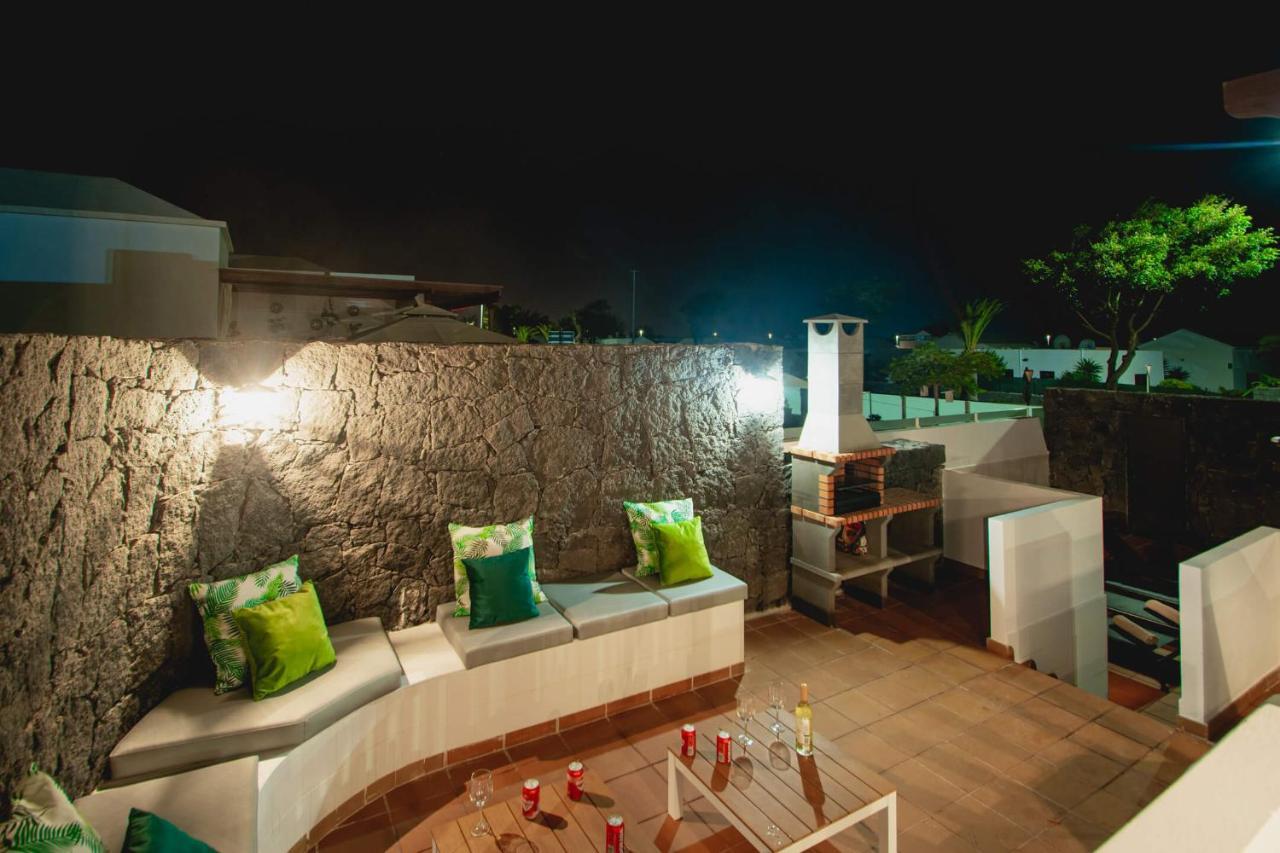 Stylish 6 Bedroom Villa Princesa - Hot Tub - Heated Pool - Near Beach & Waterparks Playa Blanca  Exterior foto