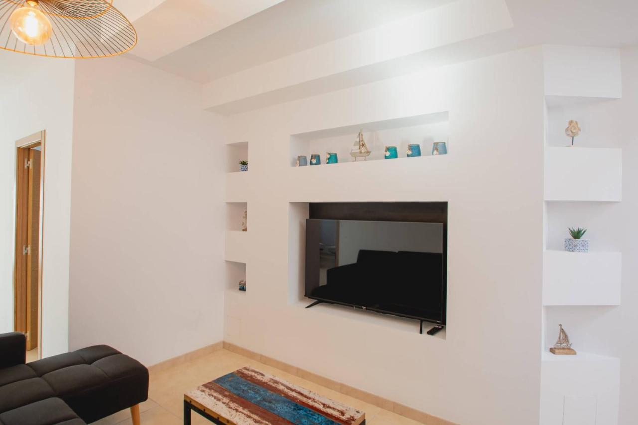 Stylish 6 Bedroom Villa Princesa - Hot Tub - Heated Pool - Near Beach & Waterparks Playa Blanca  Exterior foto
