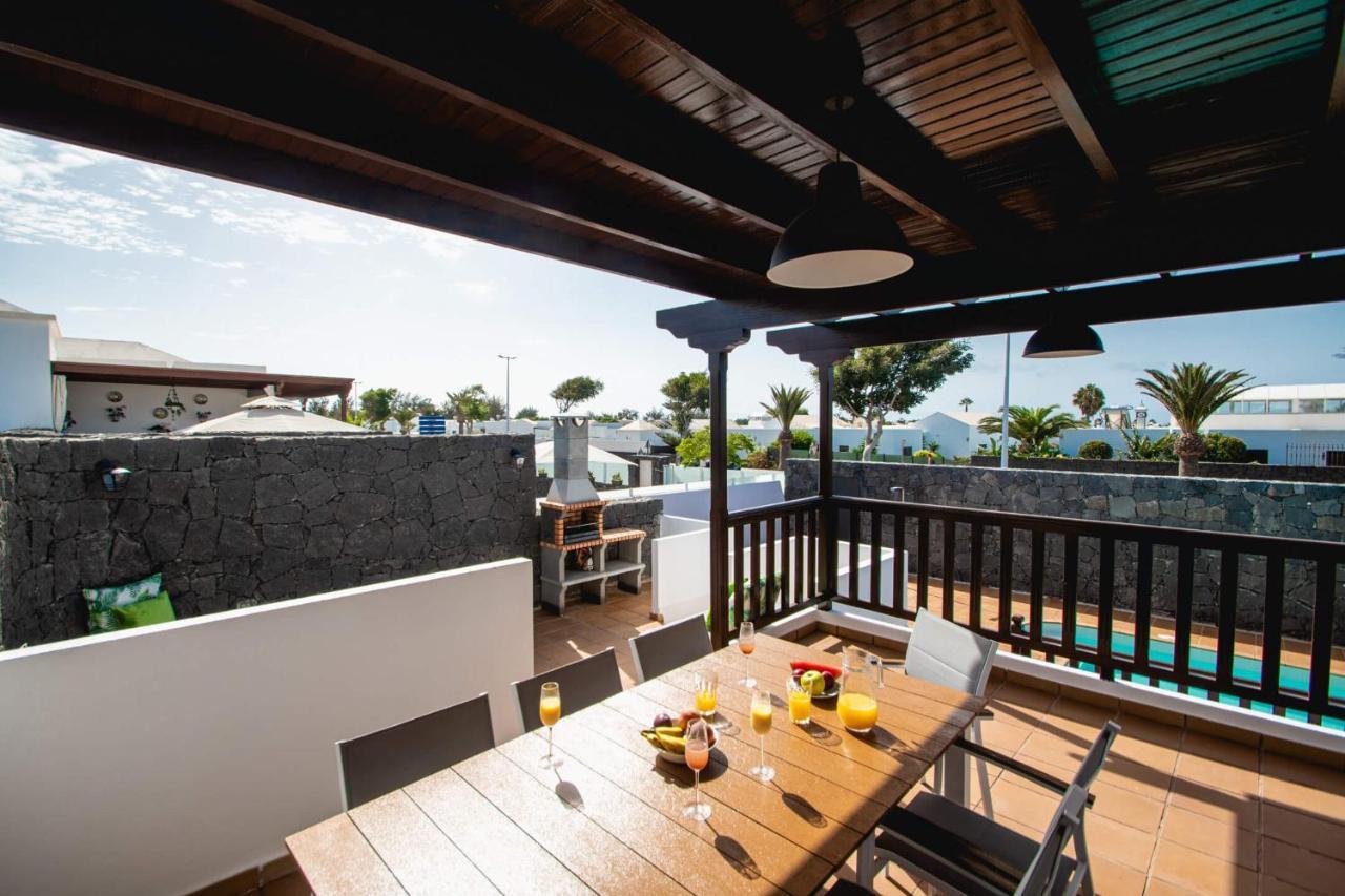 Stylish 6 Bedroom Villa Princesa - Hot Tub - Heated Pool - Near Beach & Waterparks Playa Blanca  Exterior foto